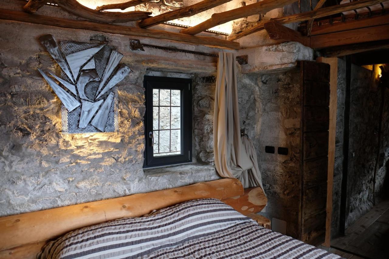Appartamenti Montemezzo Le Case In Pietra Vista Lago Джера-Ларио Экстерьер фото